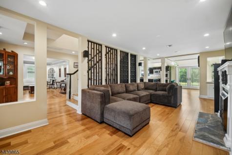 266 Milltown Road Springfield NJ 07081