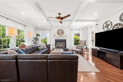 4 Murphy Drive Hillsborough NJ 08844