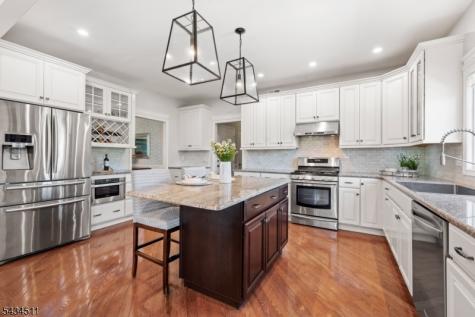 4 Murphy Drive Hillsborough NJ 08844