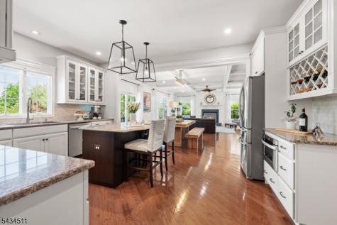 4 Murphy Drive Hillsborough NJ 08844