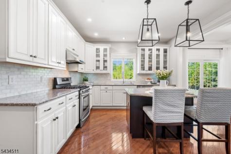 4 Murphy Drive Hillsborough NJ 08844