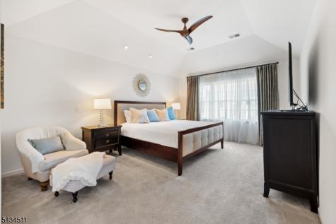 4 Murphy Drive Hillsborough NJ 08844
