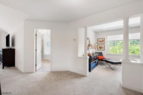 4 Murphy Drive Hillsborough NJ 08844