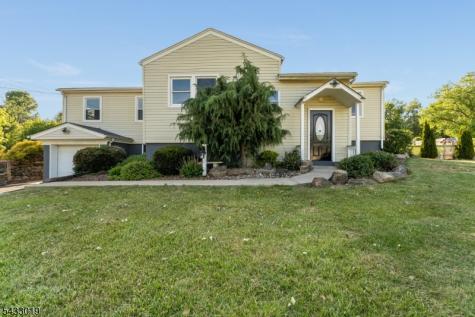 19 Columbus Circle Mansfield NJ 07865