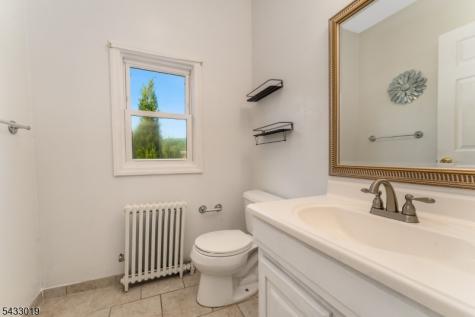19 Columbus Circle Mansfield NJ 07865
