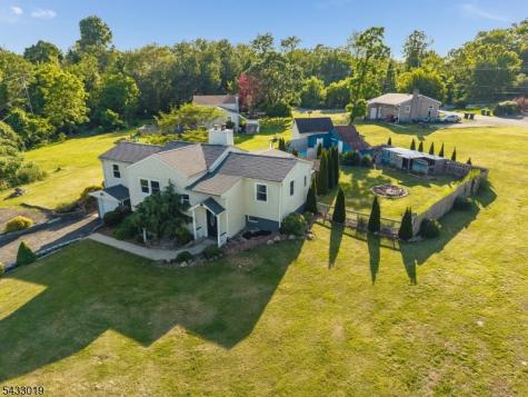 19 Columbus Circle Mansfield NJ 07865