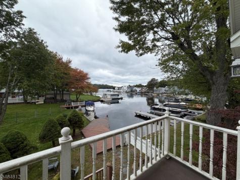 5 Benedict Drive Jefferson NJ 07849