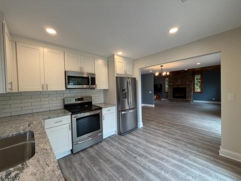 5 Benedict Drive Jefferson NJ 07849