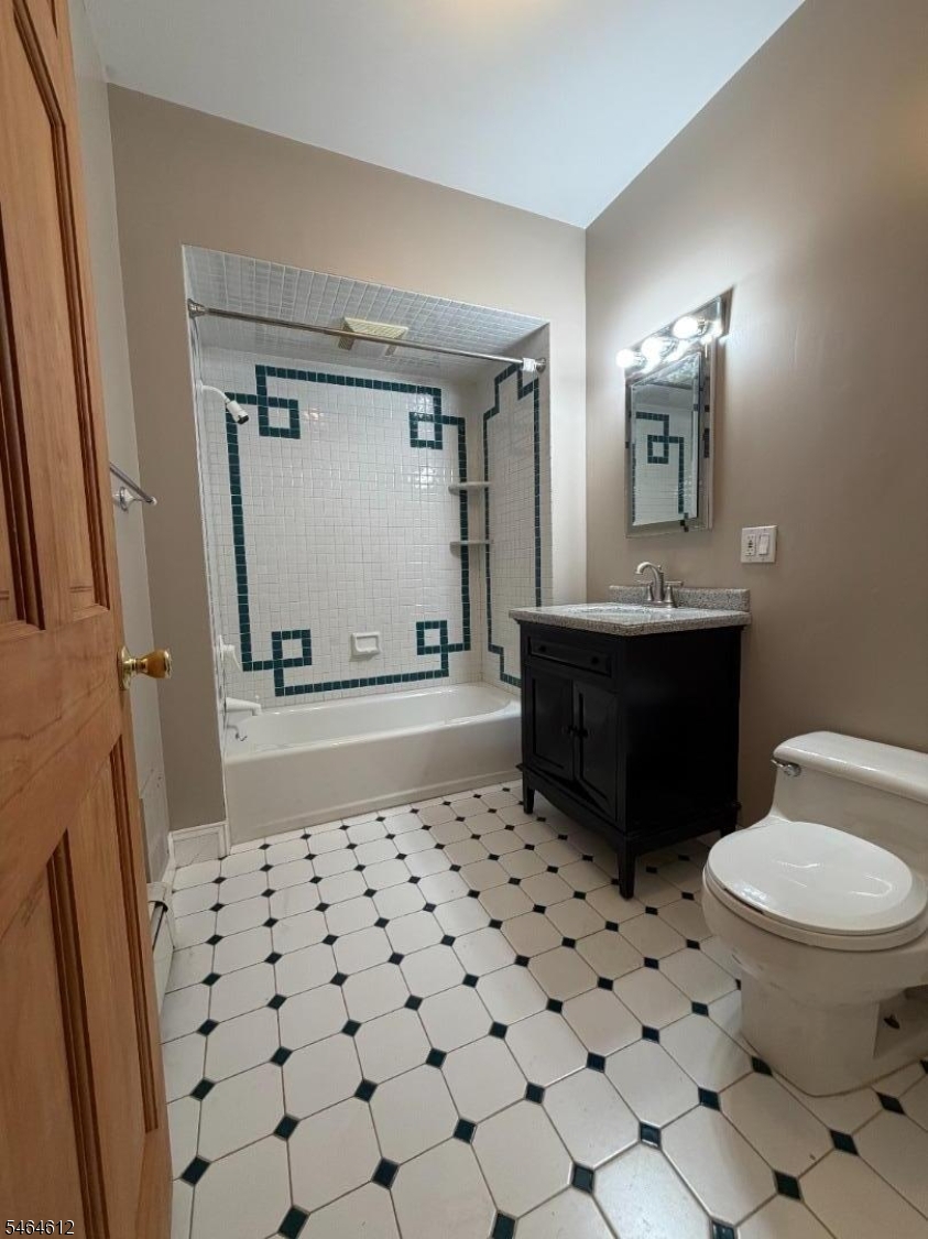 5 Benedict Drive Jefferson NJ 07849