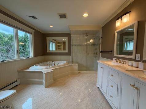 5 Benedict Drive Jefferson NJ 07849