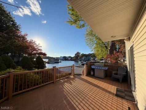 5 Benedict Drive Jefferson NJ 07849