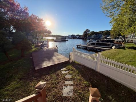 5 Benedict Drive Jefferson NJ 07849