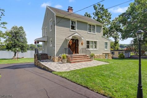 21 Musconetcong Avenue Stanhope NJ 07874
