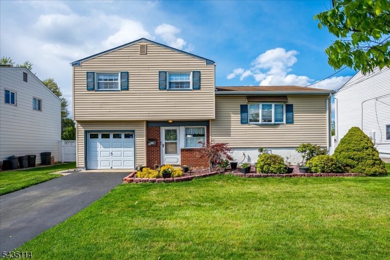 26 Stima Avenue Carteret NJ 07008