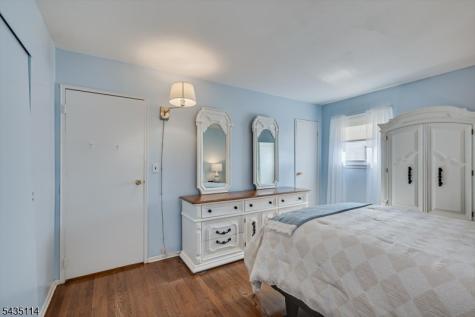 26 Stima Avenue Carteret NJ 07008