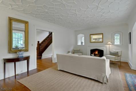 50 Afterglow Avenue Verona NJ 07044