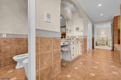 3 Hill Dale Road Tewksbury NJ 08833