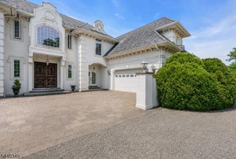 3 Hill Dale Road Tewksbury NJ 08833