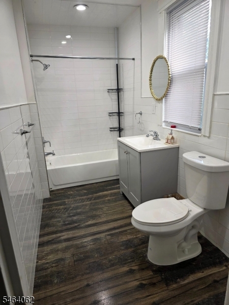 66 Ingraham Place Newark NJ 07108