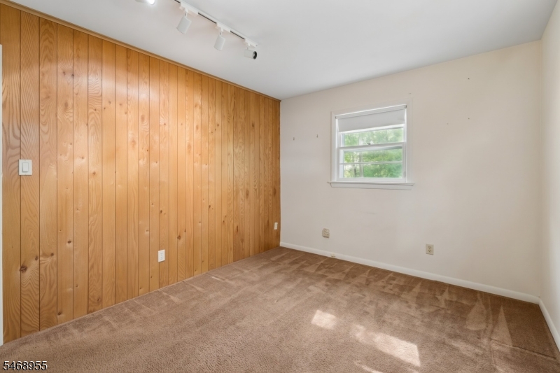 24 Layng Terrace Springfield NJ 07081