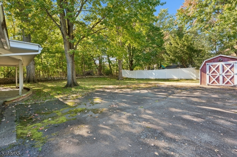 24 Layng Terrace Springfield NJ 07081