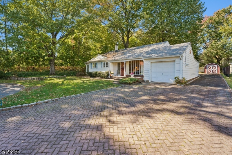 24 Layng Terrace Springfield NJ 07081