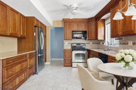 4 Gail Court Hillsborough NJ 08844