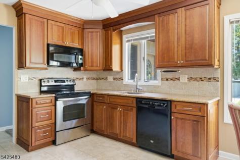 4 Gail Court Hillsborough NJ 08844