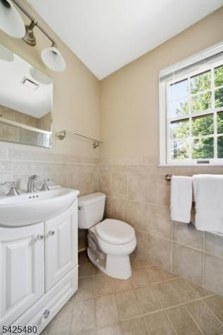 4 Gail Court Hillsborough NJ 08844