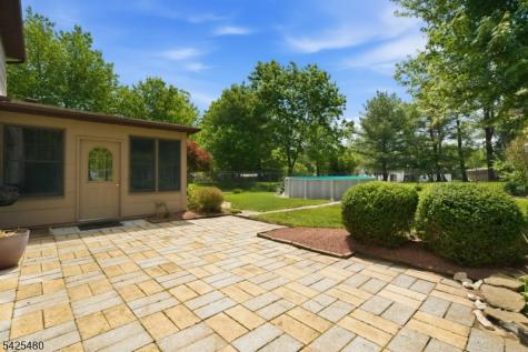4 Gail Court Hillsborough NJ 08844