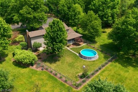 4 Gail Court Hillsborough NJ 08844