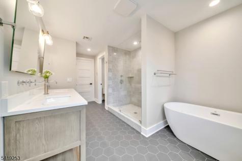 76 Elm Street Millburn NJ 07041