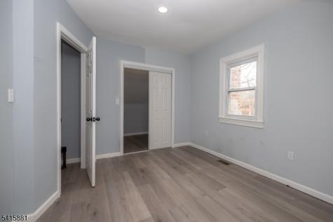 65 Rutgers Street Irvington NJ 07111