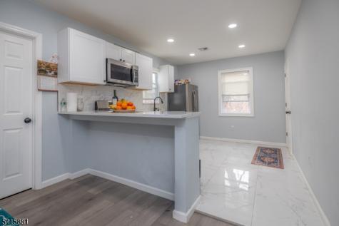 65 Rutgers Street Irvington NJ 07111