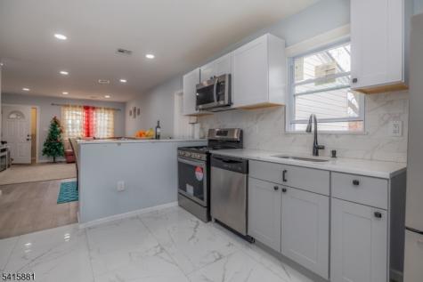 65 Rutgers Street Irvington NJ 07111