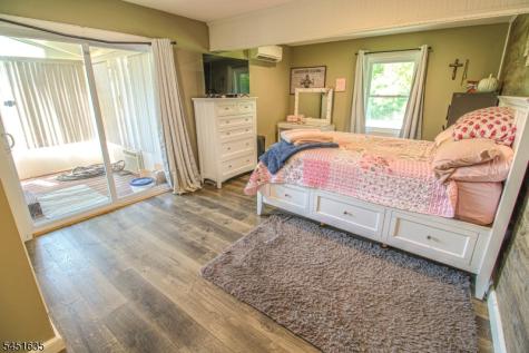 38 Sally Harden Road Wantage NJ 07461