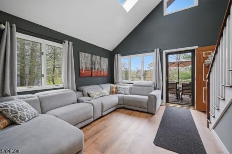 30 Eatontown Road West Milford NJ 07421