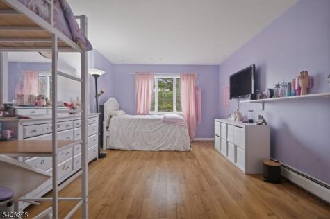 30 Eatontown Road West Milford NJ 07421