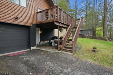 30 Eatontown Road West Milford NJ 07421