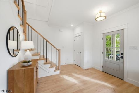 8 Lionel Street Clark NJ 07066