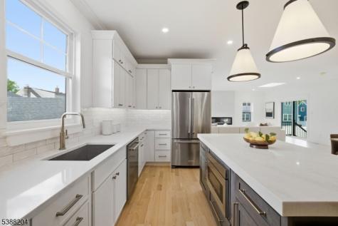 8 Lionel Street Clark NJ 07066