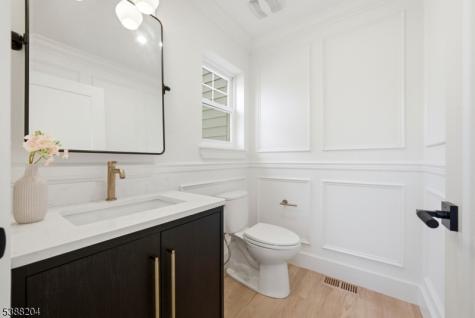 8 Lionel Street Clark NJ 07066