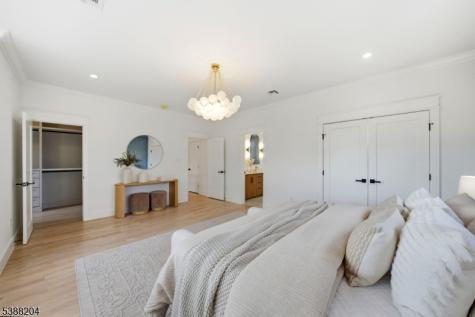 8 Lionel Street Clark NJ 07066