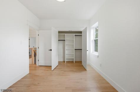 8 Lionel Street Clark NJ 07066