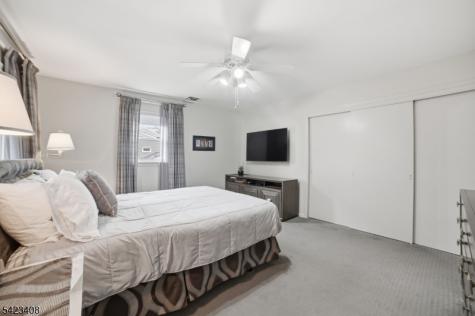 50 Knollwood Drive Livingston NJ 07039