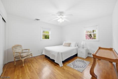 50 Knollwood Drive Livingston NJ 07039