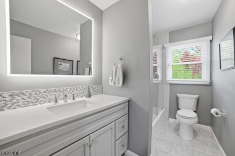 50 Knollwood Drive Livingston NJ 07039