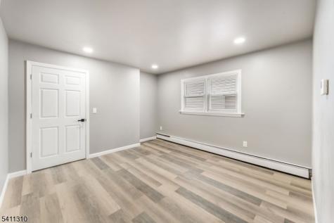 701 Mccandless Place Linden NJ 07036