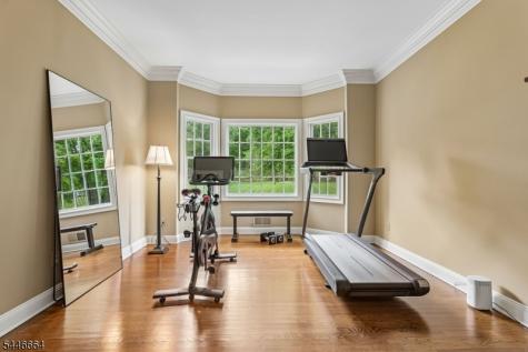 4 Hawkes Court Bridgewater NJ 08807