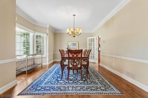 4 Hawkes Court Bridgewater NJ 08807